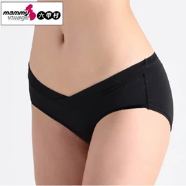 台灣六甲村 AirSkin 低腰V型薄透涼孕婦內褲-黑色