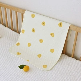 韓國Baby&I 高級純棉透氣防水墊-M碼 小雞