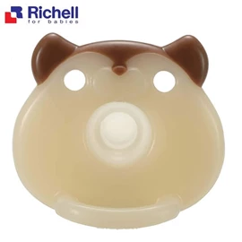 日本Richell 全矽膠安撫奶嘴連收納盒(0個月以上)-松鼠